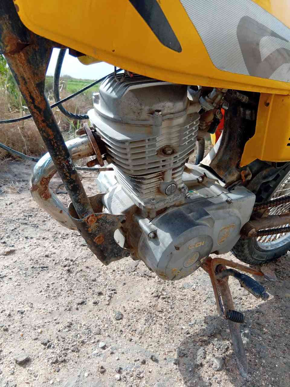 السلام عليكم 
للبيع أيراني كلك/ كلك موديل ١٦ مدري ١٨ مواضح بالبليته سعرهه ٢٥٠ الف قفل مكاني طريق أبو الماش للتواصل خاص او أتصال ***********
