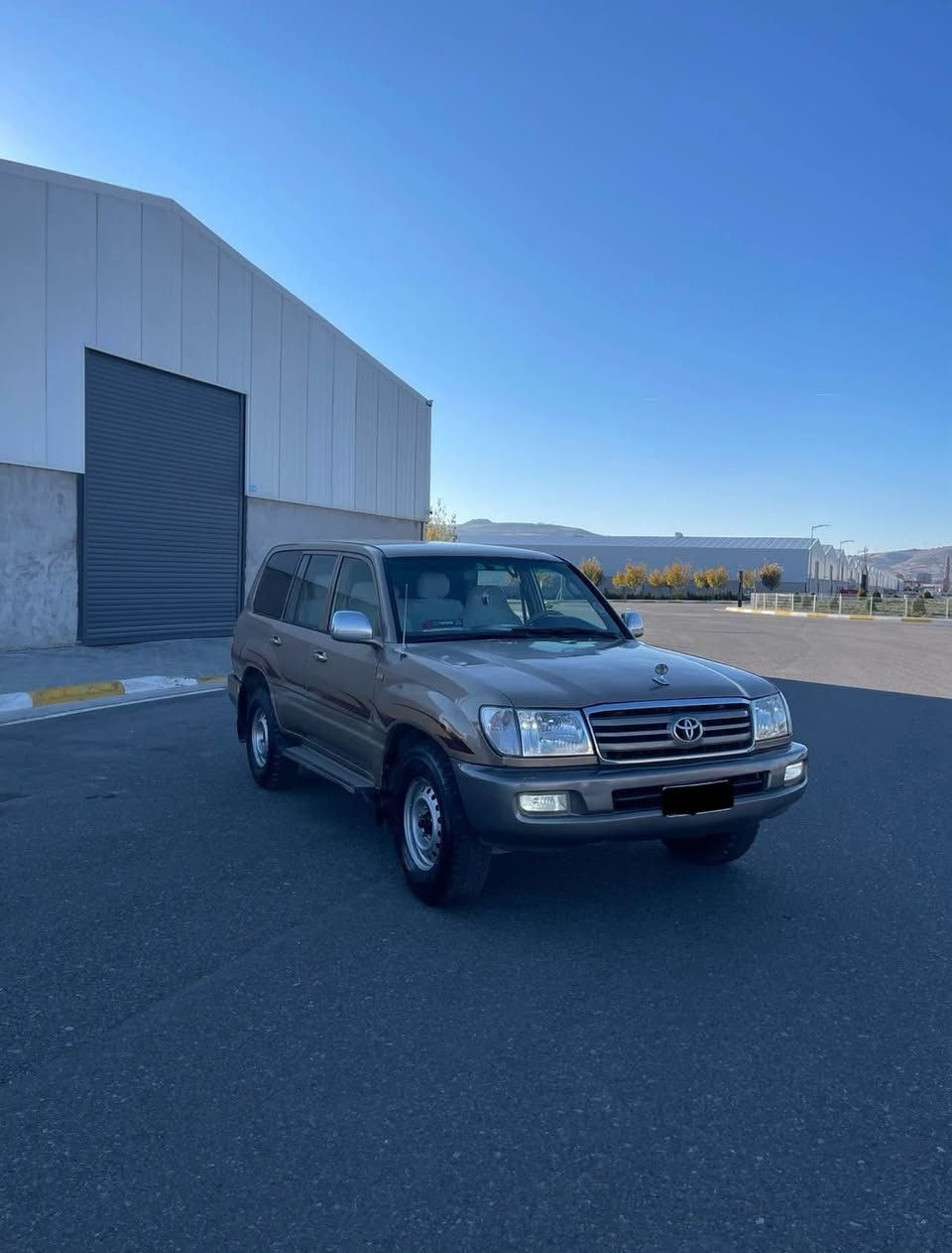 مۆنیکا
٢٠٠١
 فوول مواسەفاتی گێڕ عادی
شەش پستۆن i6
سەلاجە 
تەبرید مەرکەزی
ناوزەرد جام کارەبا
٣ ڕیز کوشن
دەبڵ تەنکی
چوار تایەو ویلی ١٦ تازە
گێڕ و مەکینەی بەشەرت
دەبل ئەکسل بەشەرت
ئاڕمی پلاستیکی هەولێر بەشەرتی ئارم و ئەوەلیات
هەموو گیانی موزبووتە تەقەو ڕەقەی نیە 
سعری ٨٩ گەڵا و معامەلەیەکی زۆر کەم
***********
***********
سلیمانی 
ـــــــــــــــــــــــــــــــــــــــــــــــــــــــــــــــــــــــــــــ السليمانية, العراق
