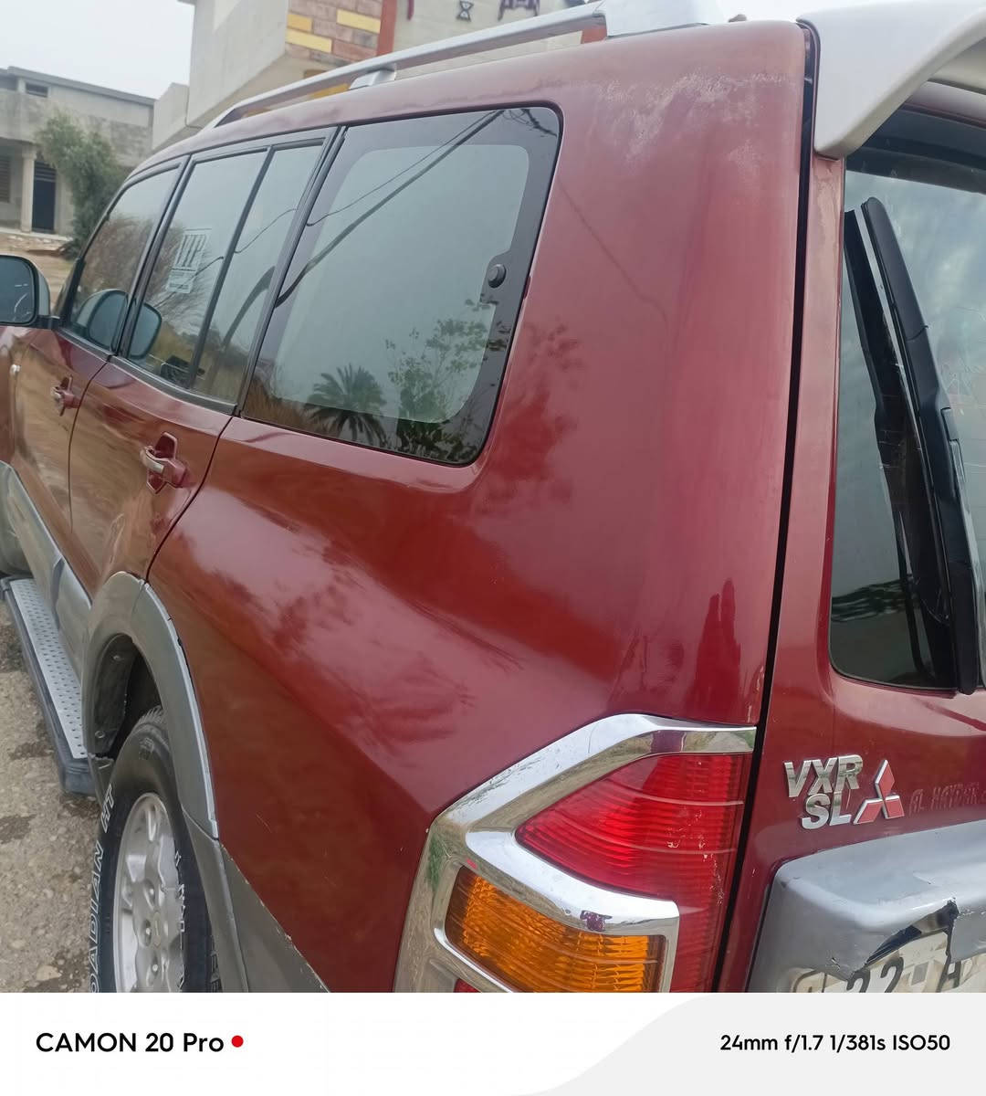 السلام عليكم باجيرو 2002محرك 3000مرغوب  رقم نكليزي بشرط تحويل  تخم تاير غرفة جديدة بجيس شاشة تبريد سيارة مصبوغة حزام بدون أي ضربة الشراي يتصل ***********
