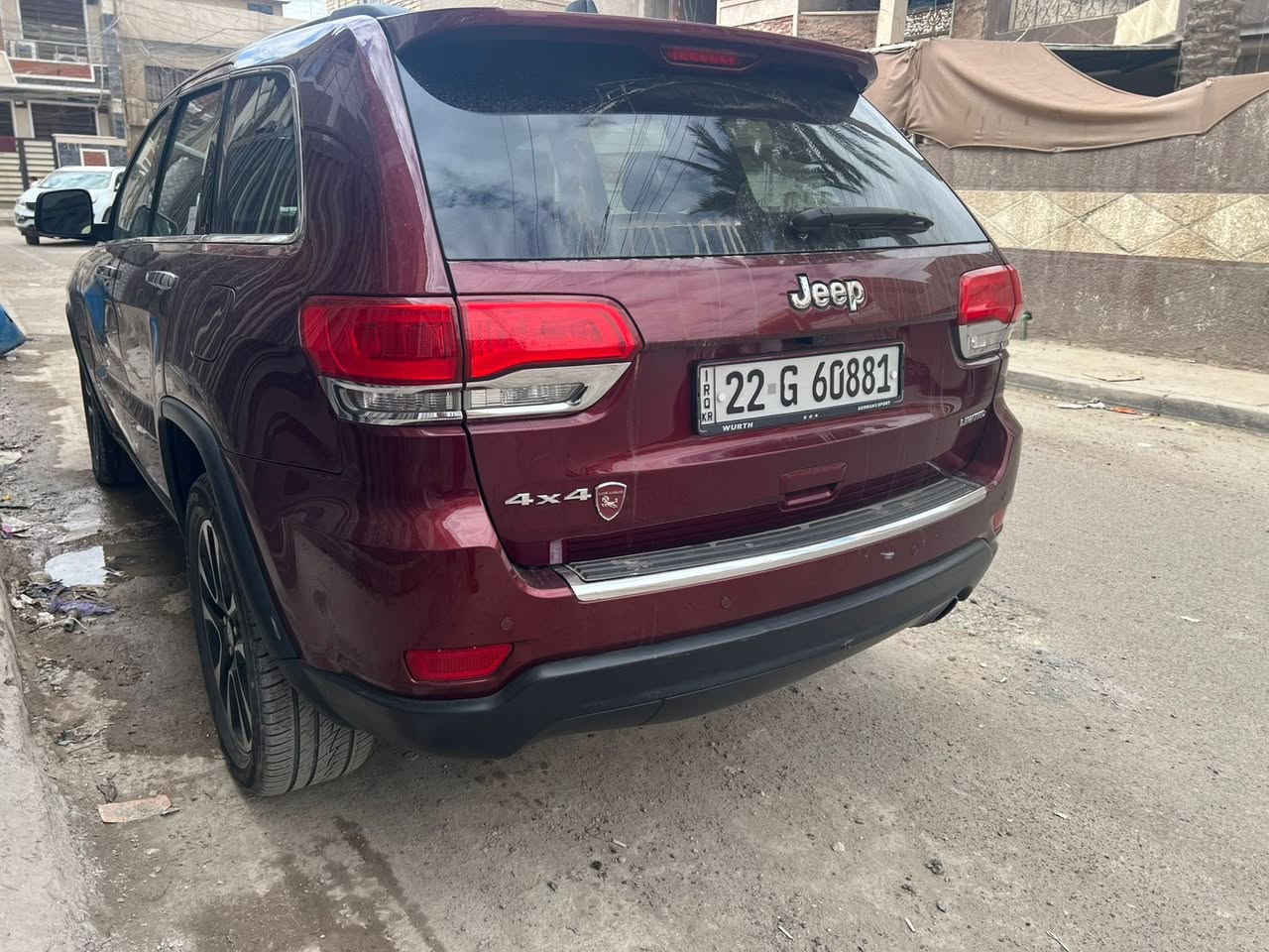 سلام عليكم من رخصت الادمن المحترم 
جيب للبيع فقط سيارة خليجي مديل ١٨ 
فول لمدد تحويل مباشر مكان سياره بغداد شعب 
صبغ واضح بل سونر سياره جاهزه من كلشي 
السعر 215 
***********
