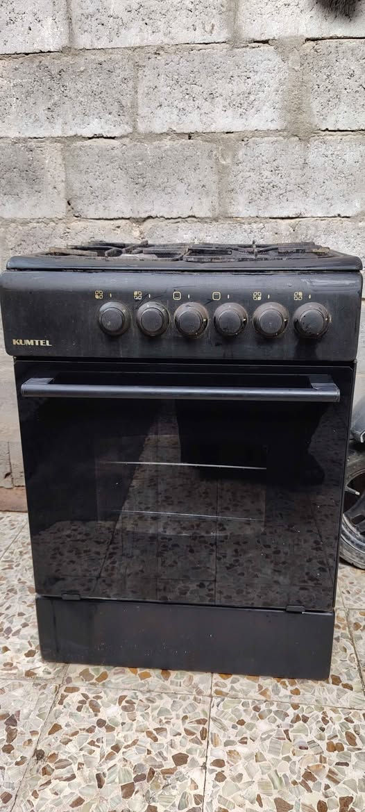 السلام عليكم طباخ للبيع فرن شغال بسعر مناسب للاستفسار الاتصال *********** عمارة, ميسان
