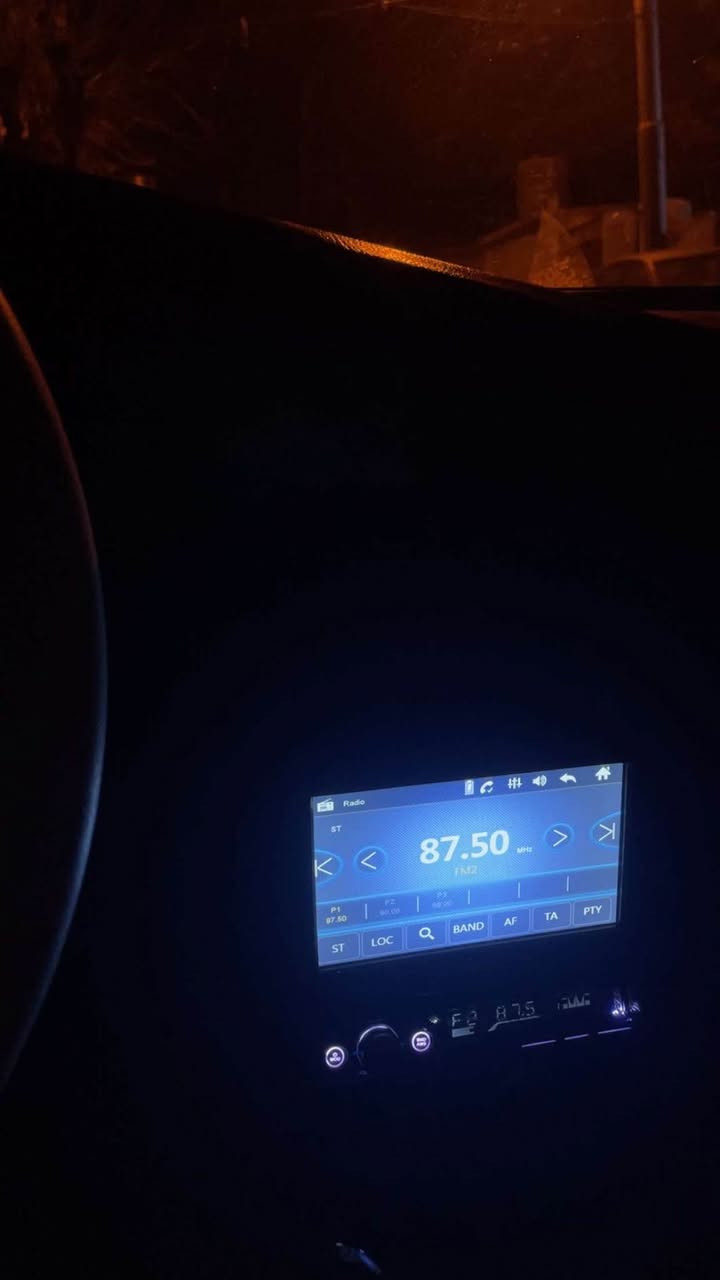 مازدای سنوق ئاڕم پلاسیک هەولێر بە شەرت سەیارەکە فولە ABS سڵاید چوار جام کارەبای مەکینە ١٢ بەخ وەک شوشە گێڕو مەکینە بە شەرت سپێرو مسەلەس کامل سەیارەکە تا بڵێی جوانە بەرەو ڕو وا نەبو مەیبە سعر:٣٧گەڵا معامەلەیە برایانە لە هەڵەبجەی شەهیدم گۆرینەوەش ئەکەم بە مەلیکە *********** حلبجة, السليمانية
