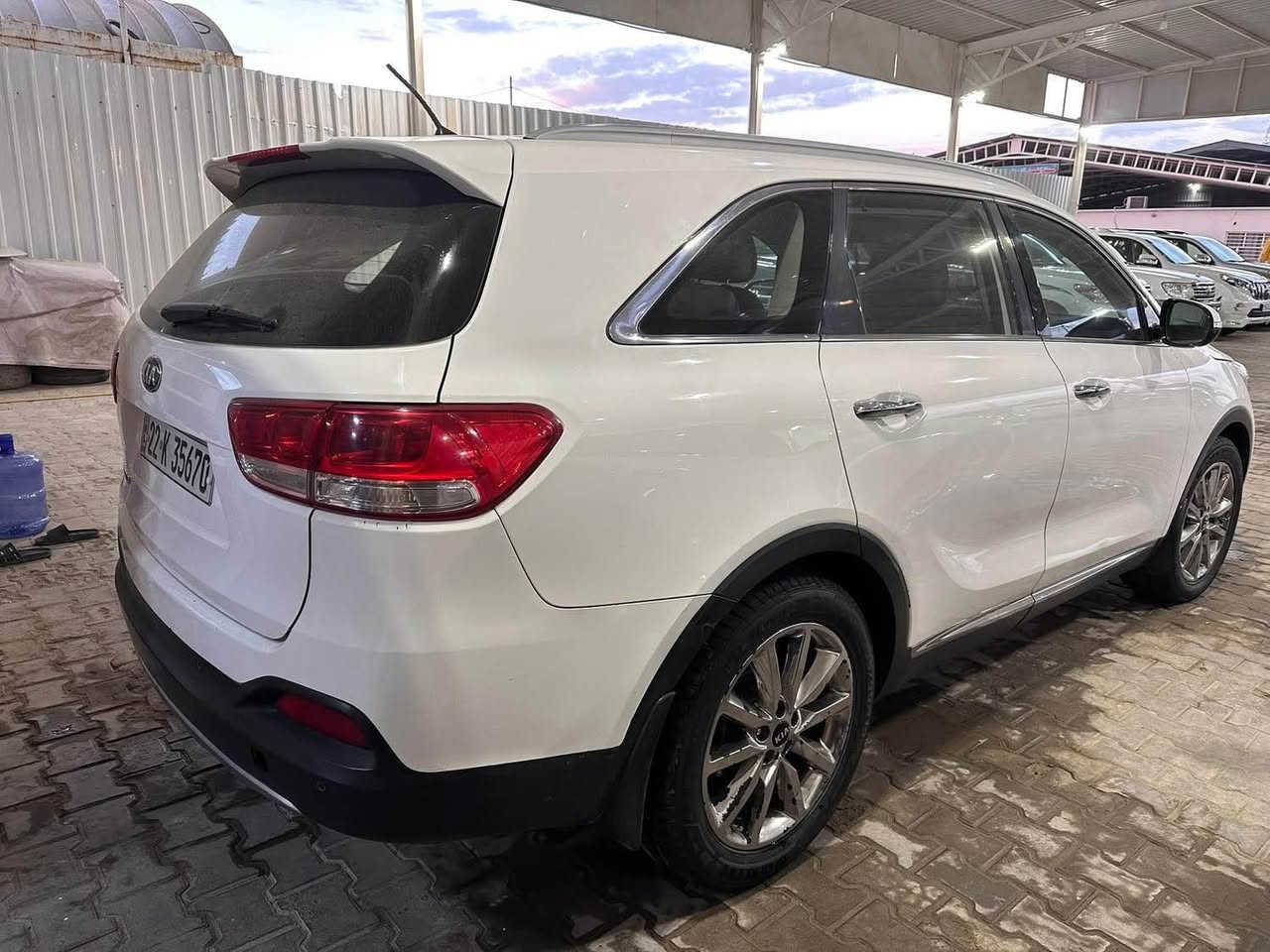 سلام عليكم للبيع فقط 
سورنتو ٢٠١٦ 
خليجي 
٤ سلندر
جاهزه و بدون نواقص 
تبريد ثلج 
تخم تاير 
بيها بارد بسيط جدا واضح بالسونار 
محرك و كير مكفول 
بدون فتح و صبغ 
تبريد ٣ قطع
بصمه 
سعر ١٨٣ 
رقم اربيل انكليزي تحويل او وكاله 
مكاني النجف معرض خيرات الامين
‭***********‬
 ***********‬ ‬ النجف, العراق
