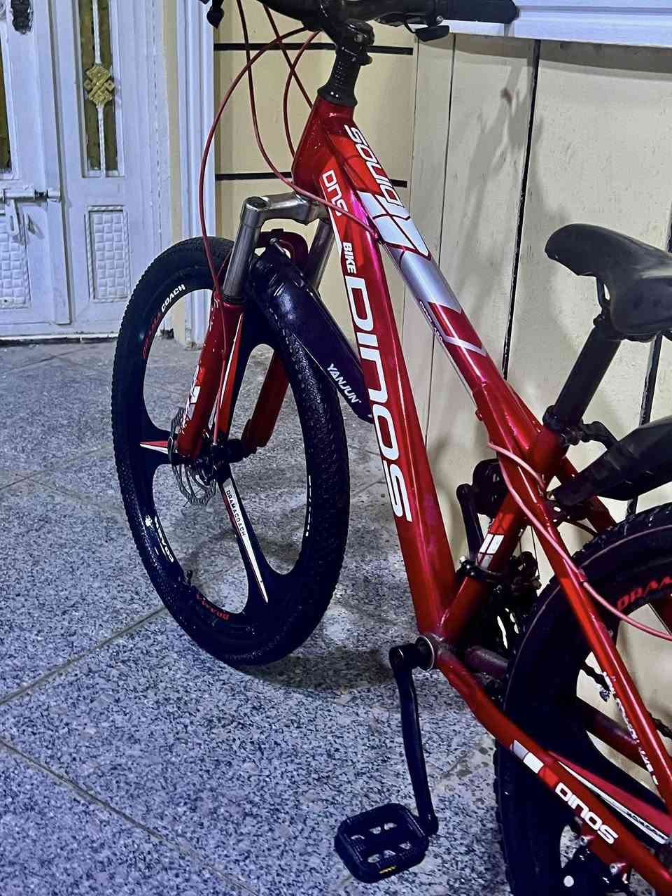 بايسكل ماركة داينوس صنع وانشنطن
بايسكل جبلي ويل كاب كير 7سرعات 

سعر 100الف بي مجال بسيط


**إذا كنت صاحب هذا الإعلان وتريد حذفه لأي سبب، رجاءا أرسل رسالة إلى الدعم الفني**