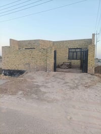 هيكل ١٨٥م • ركن ١٢٠م • قرب المدرسة