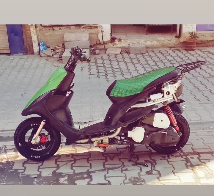 سلام عليكم دراجه ماكس 49 شلعه ومعدل هاوي شرط شلعه شك الكاع كله شغاله من طول الطول بس اني محربه غراضه كله كامله ملاحظه/ عوزه بس راجز مال سلف فقط مكاني واسط قضاء الحي الشراء يجي خاص وسعره 450 وبيه مجال *********** أو مراوس حس القناعه اربعه كير ماكس
