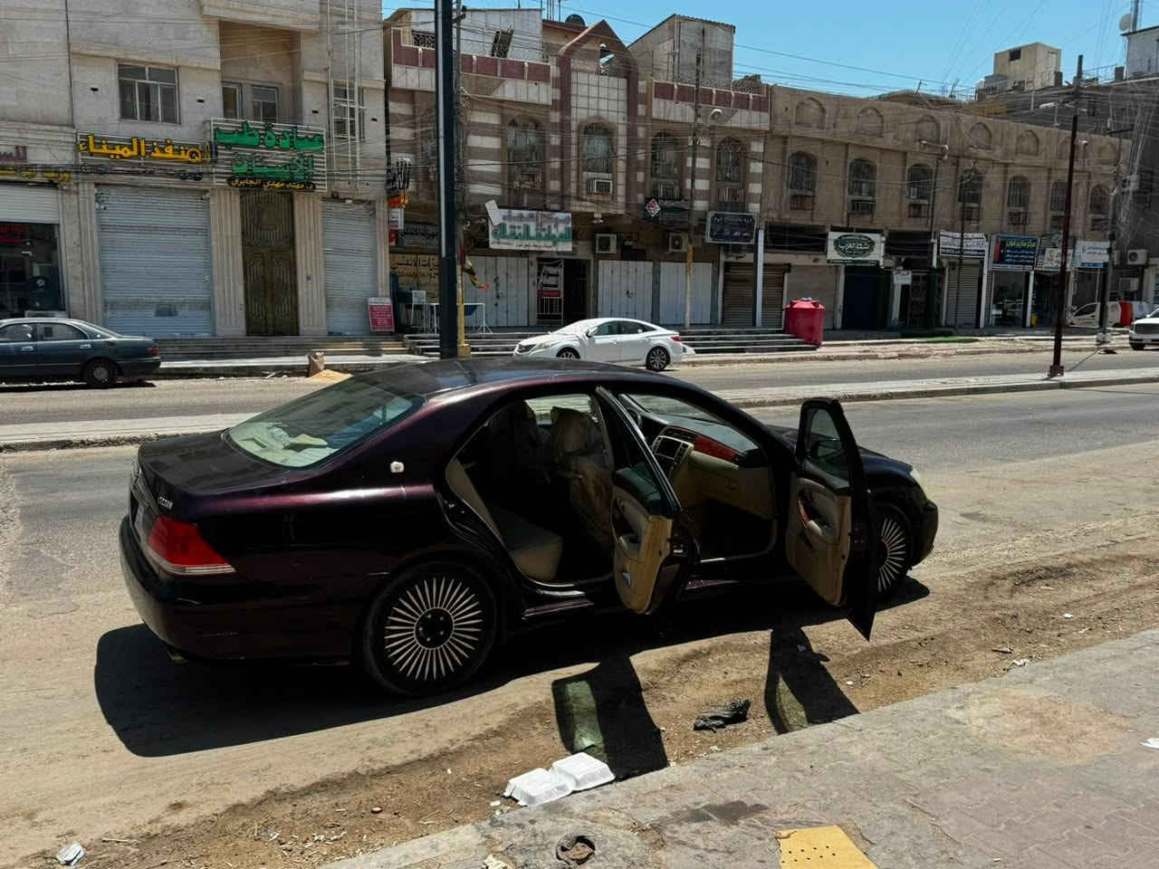 السعر 40 ورقة واتساب ***********
