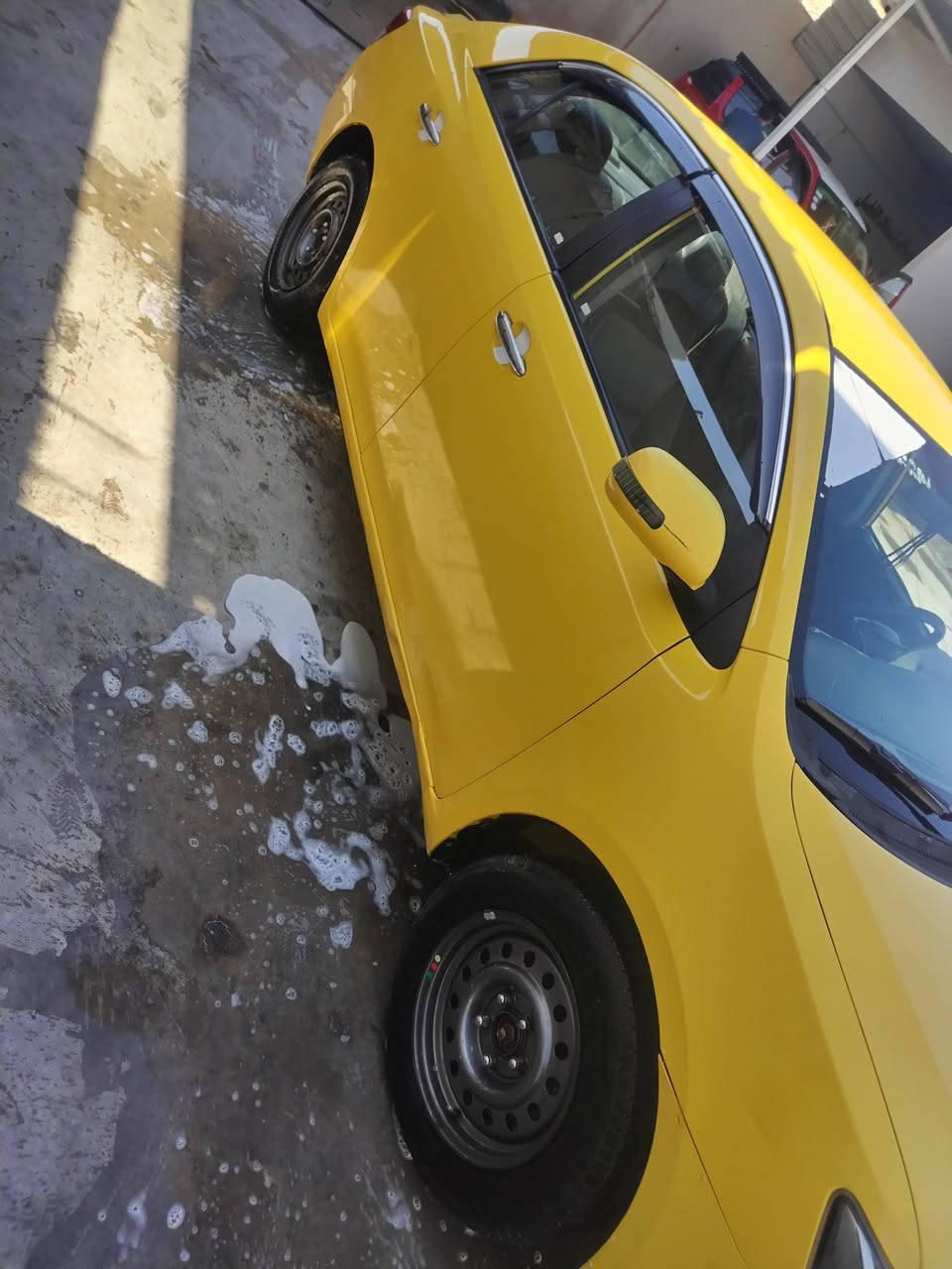 سلام عليكم سايبا اريو 2018 سياره جديده مكفوله ماعدا بارد جاملغ الايسر قليل طخه بسيطه بل دوسه سياره جديده تخم تاير حداديه كله جديد تبريد ثلج سياره حلوه مرتبه رقم خصوصي مميز سنويه لل 28 مكينه 1600 مكان سياره ميسان العماره الاستفسار الاتصال بل ***********
