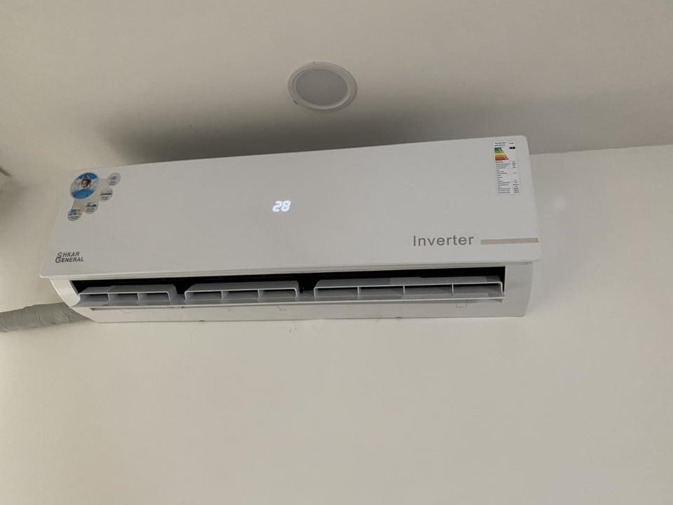 للبيع اغراض مستعملة اقل السنه
1- ثلاجة اقتصادية نوع تورندو سعر 350
2- سبلت انفريتر جنرال طن ونص سعر 400
3- مبردة حجم كبير بلاستك ريمونت وتحكم شاشة سعر 275 
4- طباخ اربع عيون سعر 60

الاغراض موجودة داخل مجمع الزيتون

*********** وتساب
