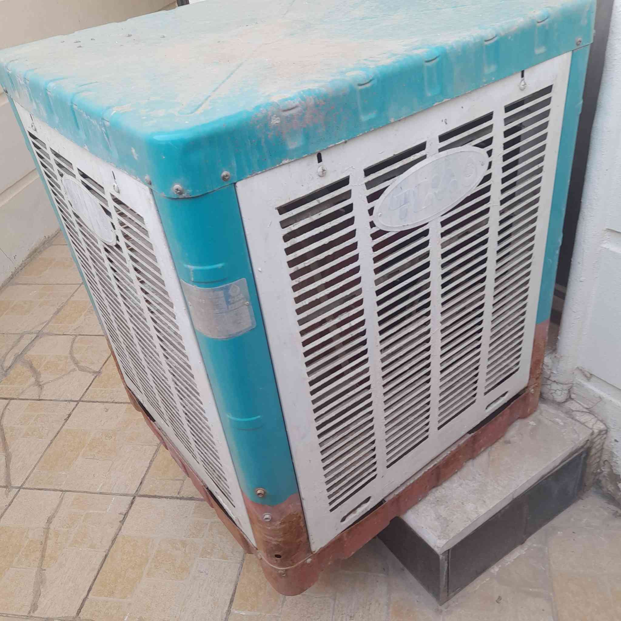 السلام عليكم  عندي فقط بوكس مبردة بدون ماطور ولا حلفات


**إذا كنت صاحب هذا الإعلان وتريد حذفه لأي سبب، رجاءا أرسل رسالة إلى الدعم الفني**