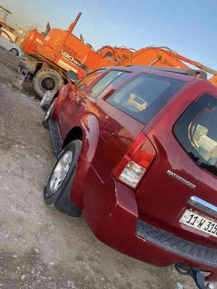 سلام عليكم
***********
باتفدر للبيع موديل ٢٠٠٨ بسمي رقم بغداد دولي ٧راكب محرك ٤٠٠٠  مكينه كير كفاله تبريد ثلج صدر امامي خلفي نضيف تحكمات سترين جهتين كشنات جلد وكراسي كهرباء صندوك شفط تخم تاير نضيف كهربائيات لاجطل ولا تلزيك عل بلاد ربع جاملغ امامي فقط صبغ الباقي شرط الفحص وبالعافيه عل صاحب النصيب عنواني بغداد الكرخ بسعر ٩٥$
