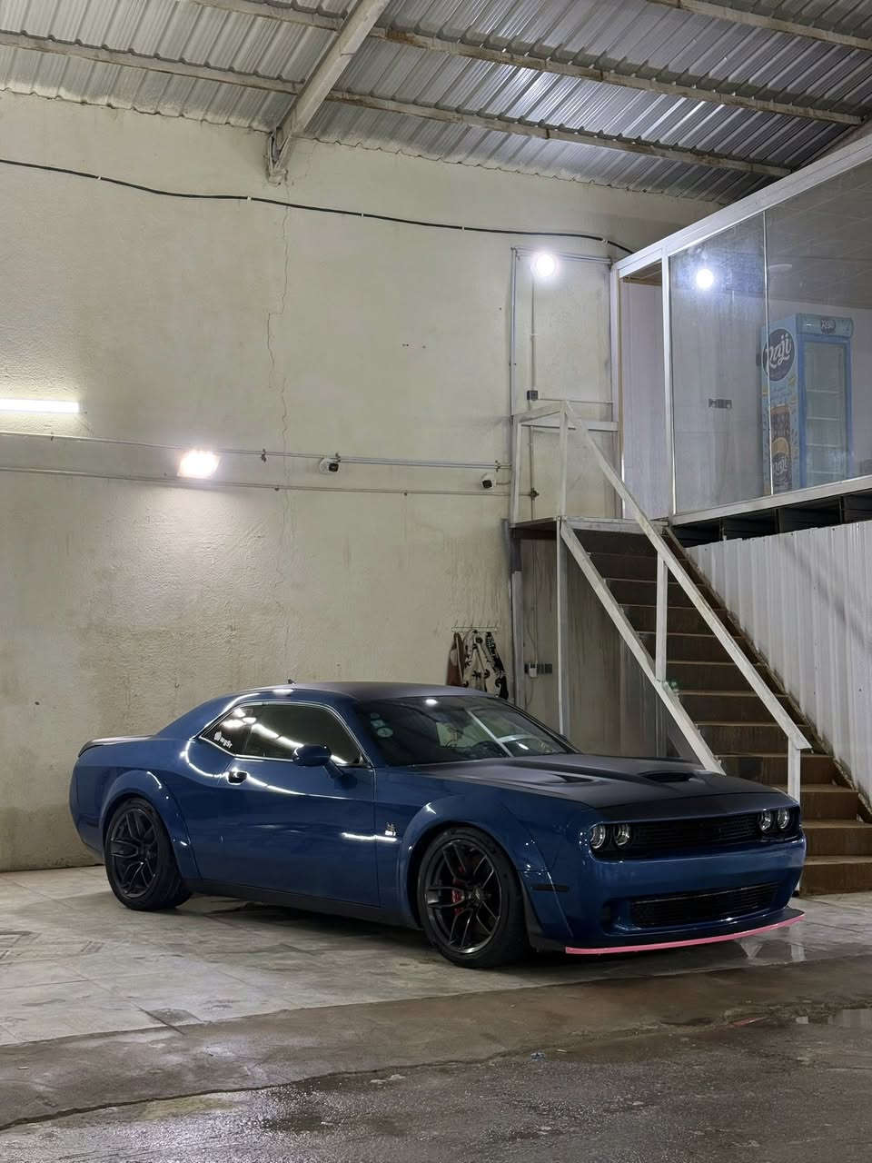 بيع او مراوس حسب القناعه .
(Challenger // Scat Pack🐝)
[Wide body]
محرك :[V8. 6.4L🚀]
موديل :[2021]
العداد :[16000ml] قابل للزياده
زيرووو
اللون :[البحري - المميز]
الحاله : [كفاله عامه ]
[مرقم بغداد تحويل مباشر ]

المواصفات 
*كشنات جلد وكنتارا ختم النحله
*مكابح رياضيه (برمبو) 6 بساتن.
*دركه (SRT) D
*لايت LED .
*حساسات 
*كاميرا خلفيه
*كشنات كهرباء 1
*كزوز سستم
*حساسات خلفيه
*ويل قياس 20 أنج .
*سستم صوت الباين
*تشغيل عن بعد
*تدفئه مقاعد اماميه 
*تدفئه ستيرن 
*شاشه كبيره قياس 8.4أنج
*كير شفتات
*محدد سرعه
.
.
.
التزويد 🔥

*شوته k&n اصلي 
*كاچ كان اصلي 
*ولف حماوه مشميتو الاصلي 
*داون بايب 
*اكس بايب 
*تفريغ مع برمجه (سيفتي)

الاضافات 

*كت كاربون فايبر 
*كفر كير فورجد 
*زراعه اناره داخلي تحكم سستم متغير
*لد ابواب جانبي ديمون
*كفر ايرباك SRT لامع 
*جناح رد اي 
*لحيه ديمون (المسطره)
*ستريس بار 
*لويات SRT
*تغليف قماره بنيد جنطه اسود MATT
{***********}اتصال
