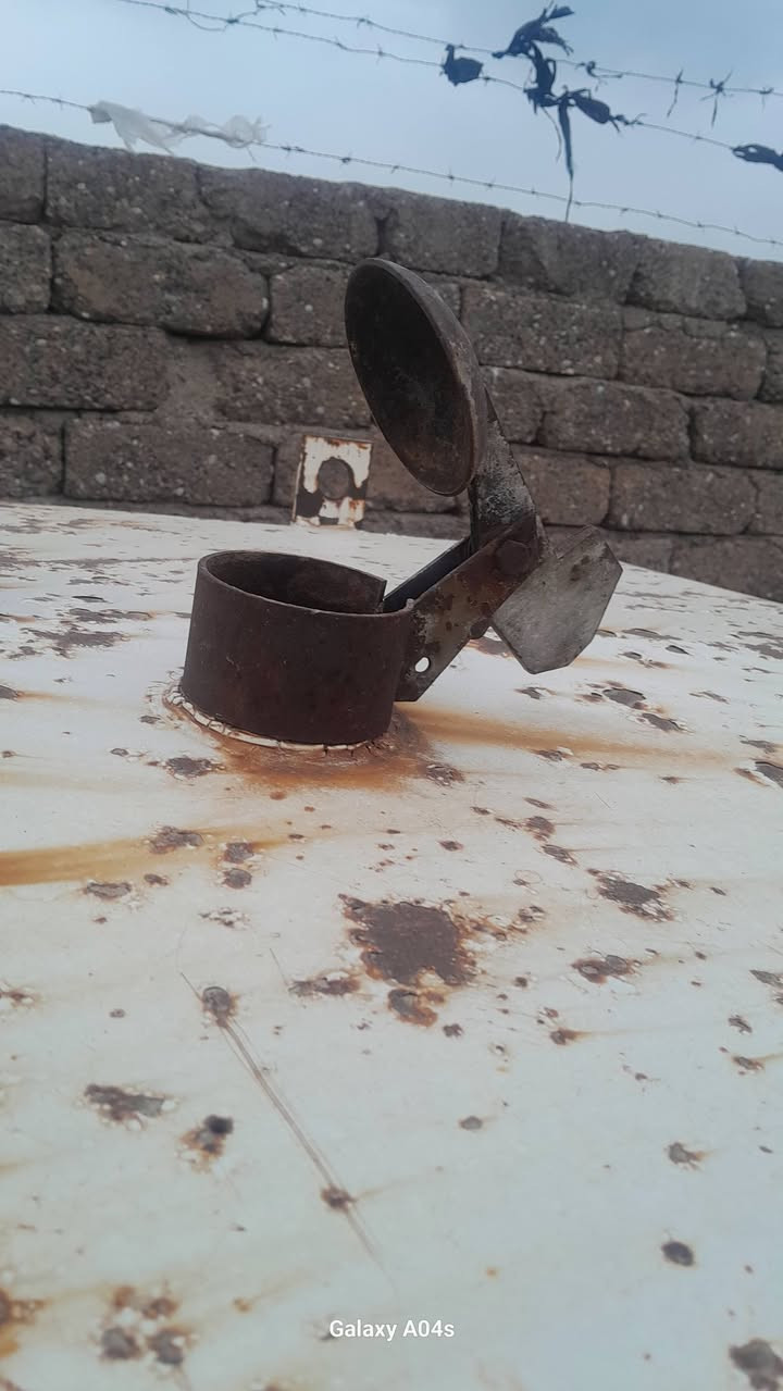 كاتم للبيع العنوان زاخو ساحه دلو  ***********
