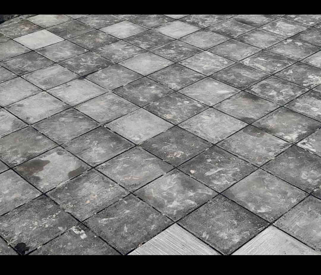 عمل الصطوح الشتايكر والزفت والماستك وقلع الشتايكر القديم وستبدالة جديد واعادت الماستك القديم وإضافة جديد وقلع الفرشي القديم وتزفيت الصطح ..نشتغل كرستة وعمل ...أو بس عمل حسب المواصفات المطلوبة ..للاستفسار ***********===***********
