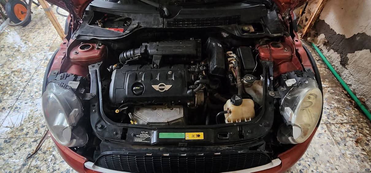 مني كوبر 2013 رقم بصرة كفالة كير مكينة تبريد جديد وباقي التفاصيل بالصورة موجودة
السعر 65 مكانها البصرة الجزائر بيها بارد بالبنيد 
مجالها تجي تشوف وتدلل
الشراي يتصل
*********** وتساب وخط
