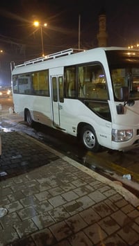 كوستر موديل 17 سياره باسمي تحويل ثاني يوم ماشيه 200 حقيقي سياره بها بخ...