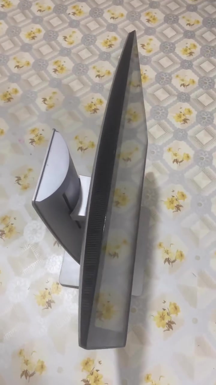السلام عليكم
شاشه كاشير لمس مع نضام اسبيدو 
وجرار نقود وطابعه 
رايده ب 700
نضيفه شرط الشغل


**إذا كنت صاحب هذا الإعلان وتريد حذفه لأي سبب، رجاءا أرسل رسالة إلى الدعم الفني**
