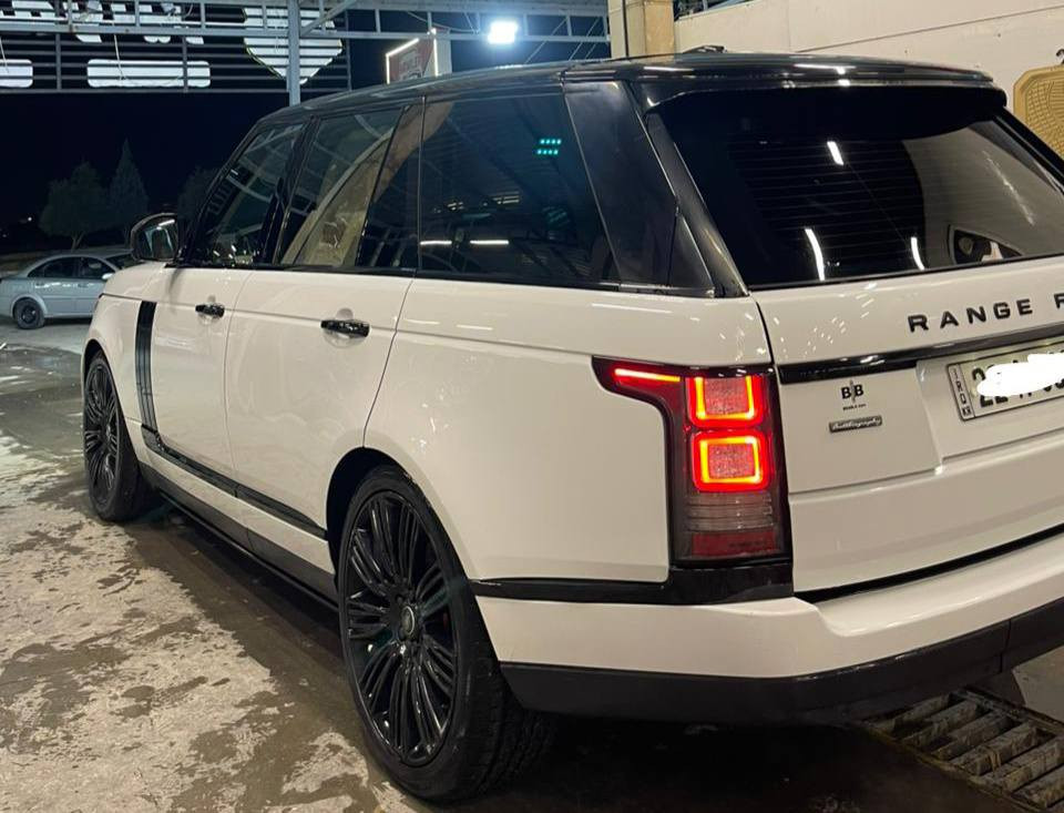 ڕەنج لۆڤەر ڤۆگ 2014 شەرکە سەردار سفی هەولیر 
8 پستنی بی سوپەر مەکینە بەنزین 
مواسەفات فول دەرکە شەفت پانۆ ڕامە 
فول فول مواسەفاتە 
سی پەڵە بۆیاغی بچوکی هەیە 
کارەبایەت هەموو بوشەرت 
هەر چوار چوپاکانی بەشەرت 
ڕەقەم هەولیر 

سعر : خاڵێک دابنێ لە کۆمێنت بە تایبەت دێت 🤖 

زۆر بە جوان و خاوێنە ماوەتەوە 
دینار مەسرەفی تێدا نیە 

ناونیشان هەولیر 
بۆ پەیوەندی کردن بە خاوەنی ژمارەی تەلەفۆن

***********
***********
***********
