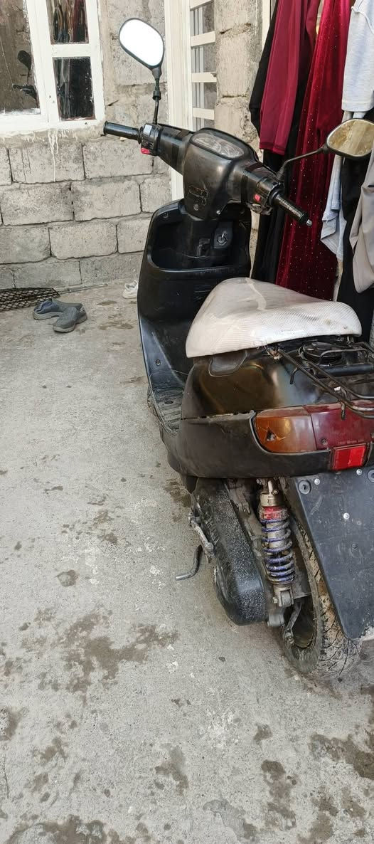 ماطور بوتين للبيع مكينه شرط شاصي شرط ماطور احله من الصور السعر ٢٨٠ بي مجال قليل ***********
