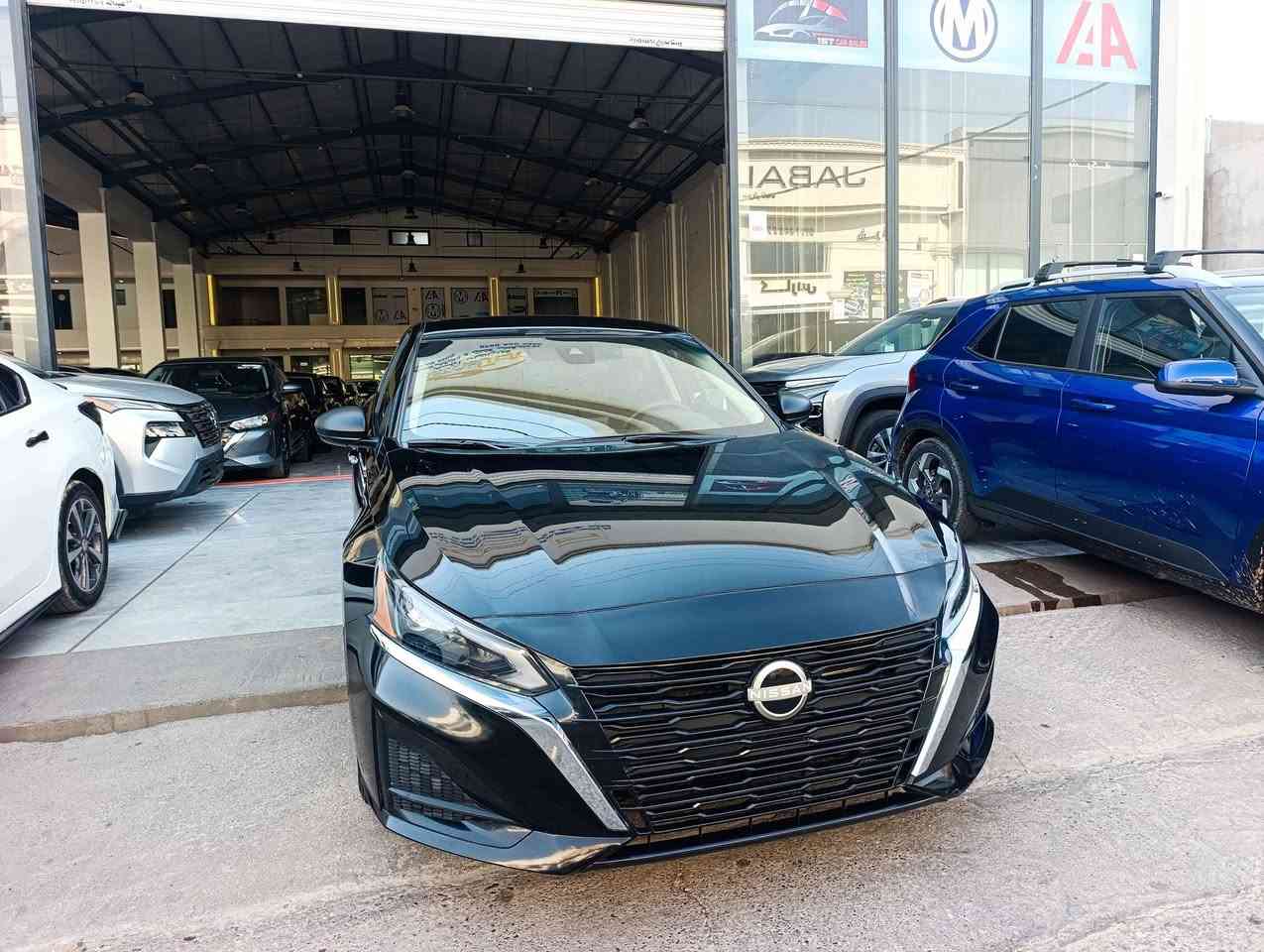 نیسان التیما  ژمارە کاتی 
مودیل 2024
موصفات SV 
یەک جاملەغ سبغ بێ داخلی
***********
*********** أربيل, العراق

