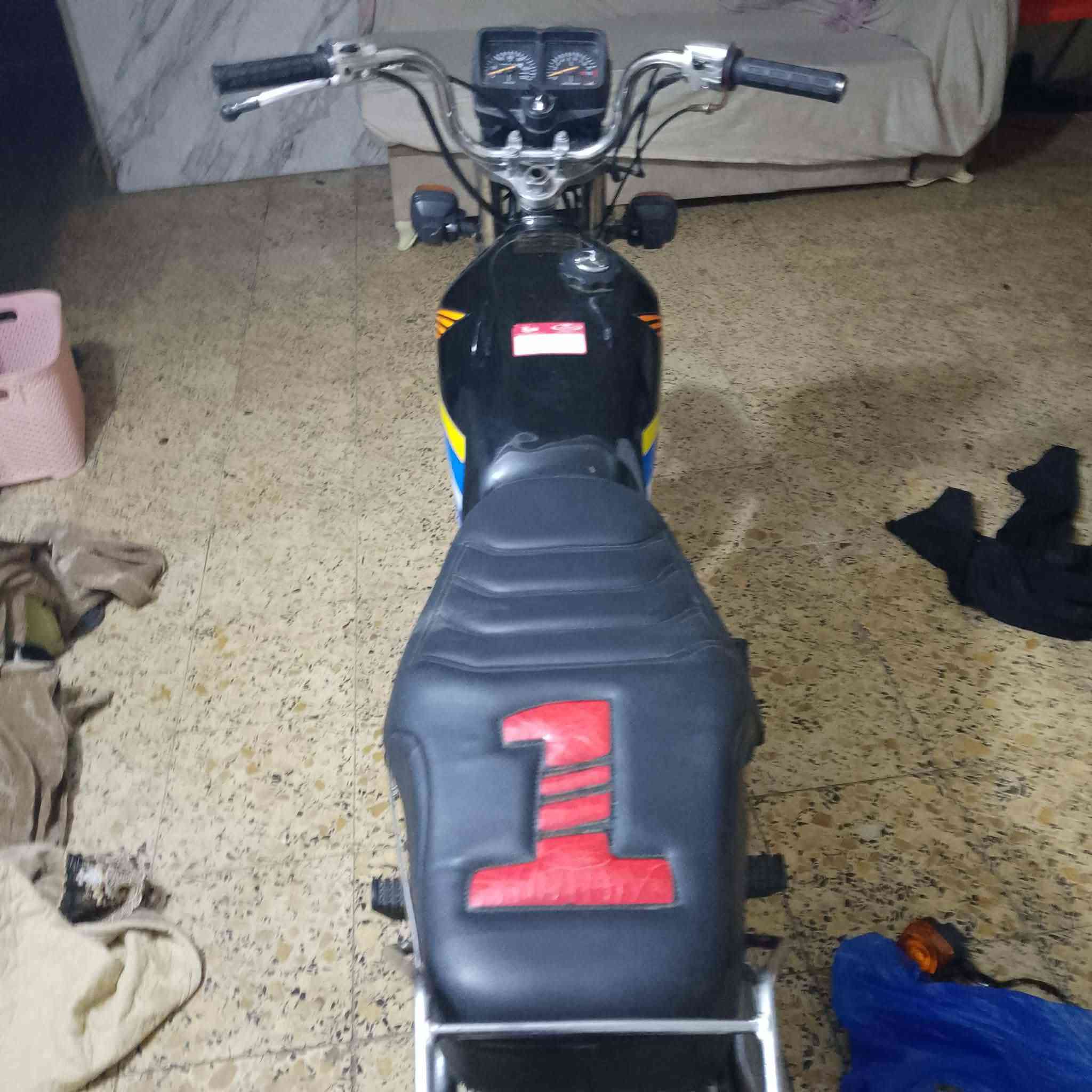 دراجه للبيع بدون ما ناقصه اي شي كهربائيات كلهه شغالهه 550 وبيهه مجال


**إذا كنت صاحب هذا الإعلان وتريد حذفه لأي سبب، رجاءا أرسل رسالة إلى الدعم الفني**