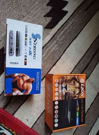 جهازين للبيع  الاول سترونغ 4K جديد غير مستعمل والسيرفر ما مفعل  سعره 1...