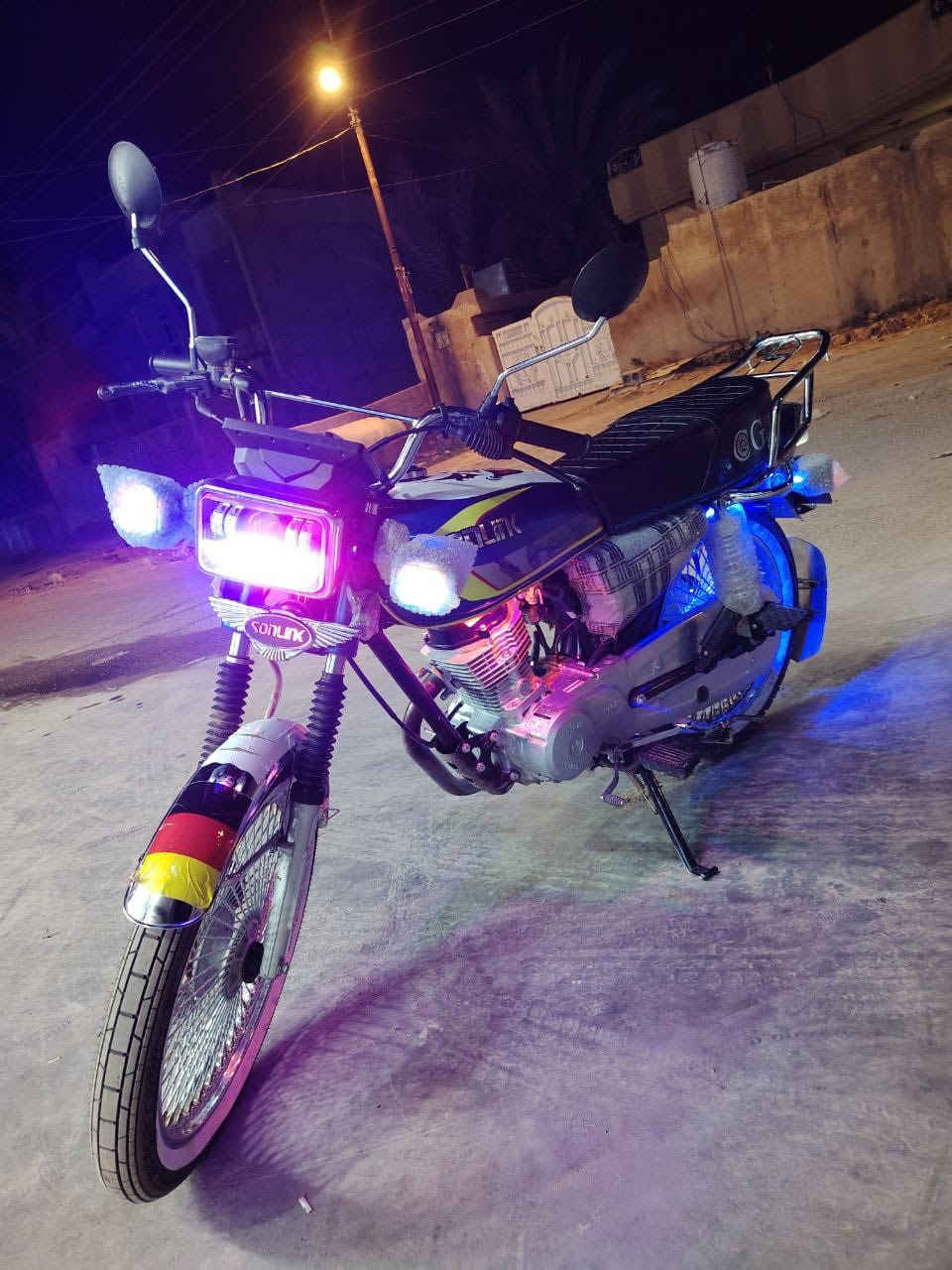 سلام عليكم تايكر مديل 25زيرو بعدهة شركة مكان ديالئ ناحيت ل عضيم ***********سعر 775بيهة مجال
