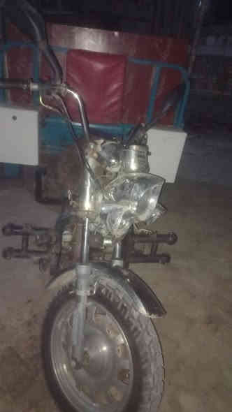 السلام عليكم ستوته امتي ار للبيع بدون اوراق مكفوله من تخذه من البيت ضايعه المكان بغداد السعر 850 بيه مجال خير من الله ***********
