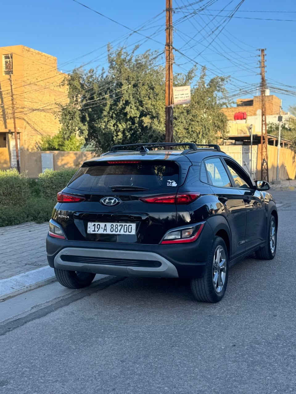 كونا 2023
محرك 2000 دوش 
نص فول بصمه لايت لد  شاشه الحجم الجبير  
حادث خفيف بنيد وقبق جنطه بدون ايرباك 

السياره جاهزه من كلشي مكان كربلاء 
*********** 
السعر 153 كربلاء, العراق
