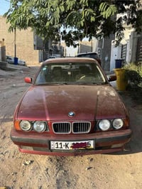 سلام وعليكم Bmw 525 موديل ٩٥ سيارة مكفولة مناقصها ربع دينار حدادية تخم...