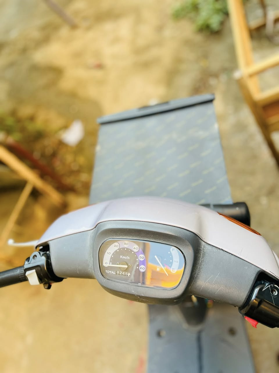 سلام عليكم منغولي للبيع دراجه مال رمبه مصار اهواي من طلعته من رمبه  جديده كلش مكان دراجه كربلاء


**إذا كنت صاحب هذا الإعلان وتريد حذفه لأي سبب، رجاءا أرسل رسالة إلى الدعم الفني**