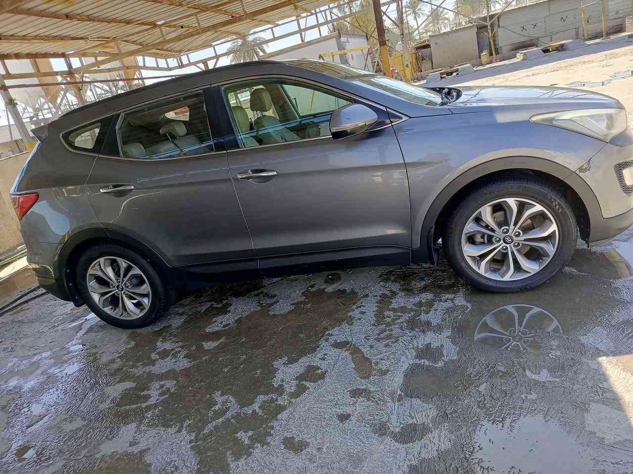 اسلام عليكم للبيع سنتافي مديل 16 خليجي فول مواصفات من عده البصمه محرك ستة سلندر مكفولة كفاله عامه صبغ تبديل كله كفالة ولسونار موجود بيها بارد فقط موضح بالصورة السياره بسم شركة رقم اربيل صاقط الشراي يخابر واني خادم الطيبين العنوان كربلاء طويريج  ***********
