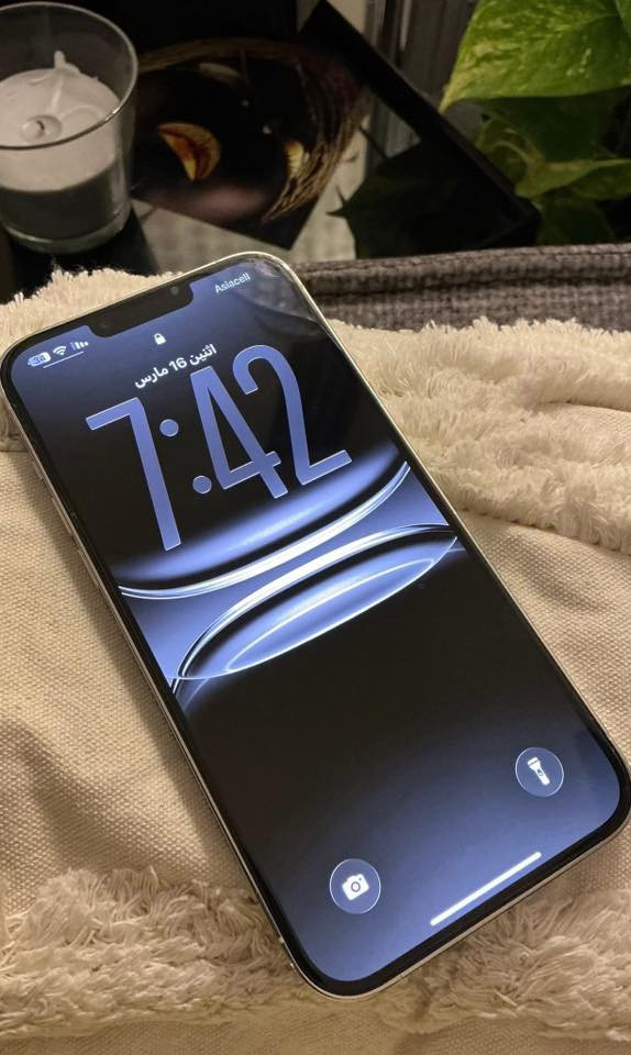 السلام عليكم ايفون 13 برو ماكس بطاريته (79)ذاكرته (256) مبدل فقط شاشة اصلية مال شركة غير هاي الشغله مابي رايده قفل ب 500 الشراي يتصل على رقم او مراسلتي واتساب ***********
