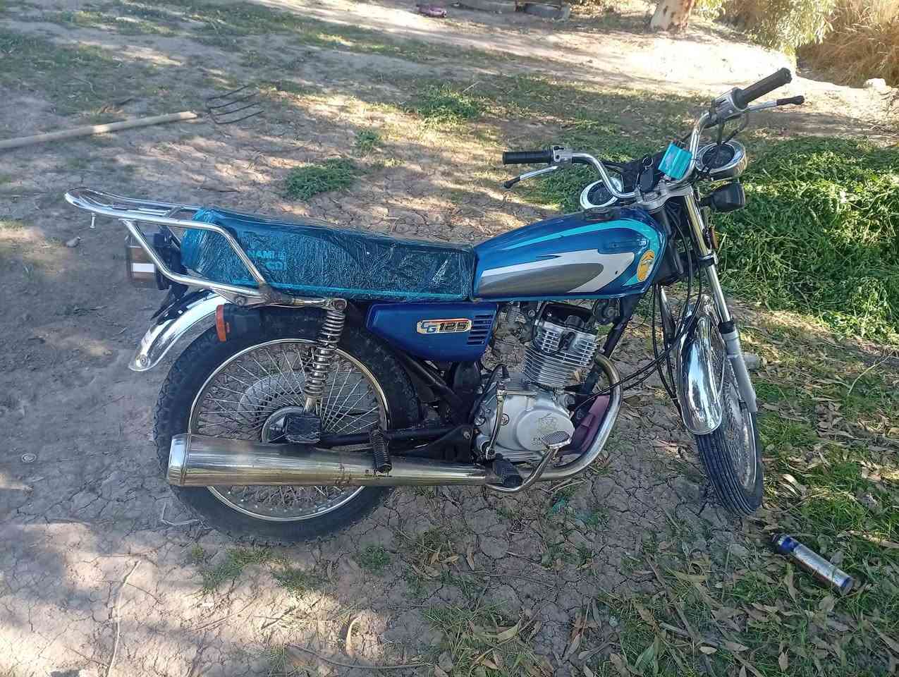 كلك للبيع سعر 400وبيها مجال نضافه شوفت عينك محرك مامفتوح


**إذا كنت صاحب هذا الإعلان وتريد حذفه لأي سبب، رجاءا أرسل رسالة إلى الدعم الفني**