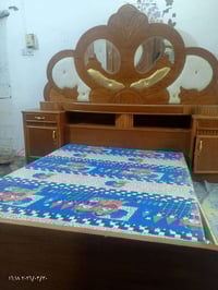 غرفه اخشاب تزكا م نضيفه جدا استفسار 07710826799