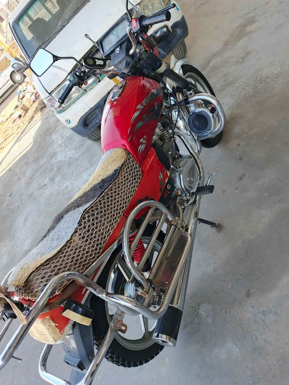 السلام عليكم ورحمه الله وبركاته دراجه للبيع فيوم موديل 2018 ***********📞🧿🧿🧿
