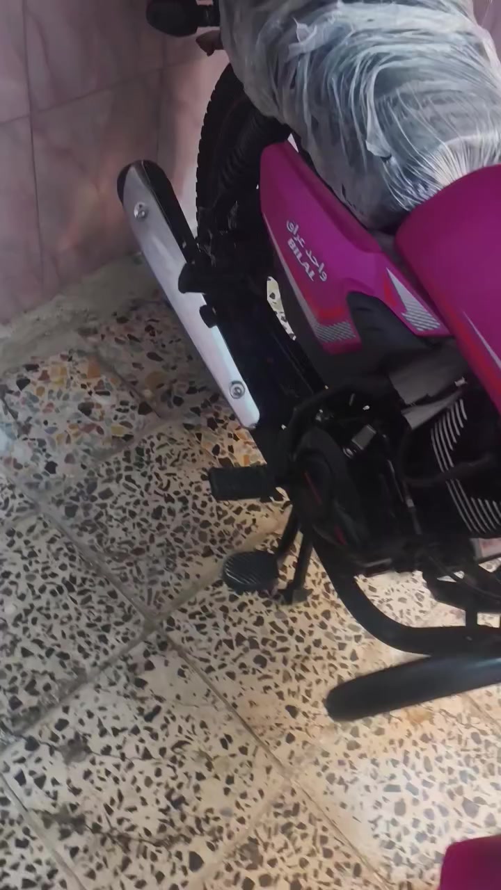 سلام عليكم شاينك موديل 26 جديده دراجه ما ماشيه  ونضيفه شوفت عينكم    مليون وربع وبيه  مجال  
***********
