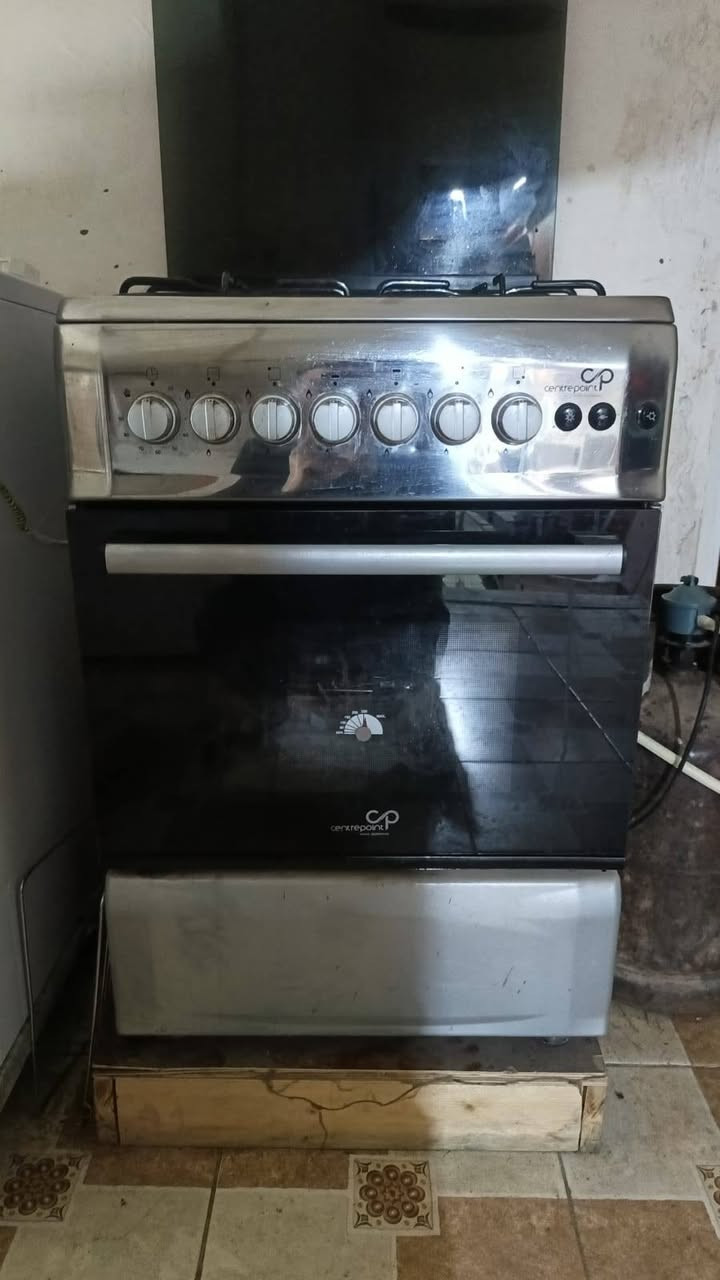 طباخ نظيف يخبل سعره 100 تواصل خاص او واتساب ***********
