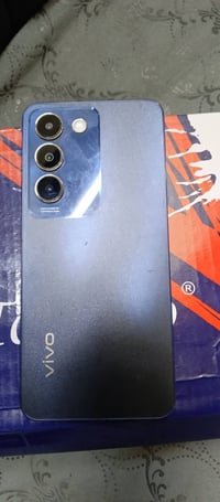 ڤيڤو y30 شاشة سوبر اومليد بصمة بلشاشة ذاكرة ٢٥٦ كاميرات حيل واضحة السع...