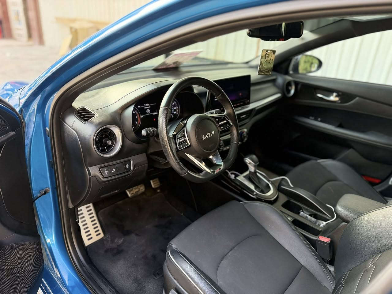 سلام وعليكم فورتي جيتي لاين فول مواصفات مديل 2023
محرك 2000 دوش رقم بغداد معوقين أسوي لك وكالة ￼
السياره ماشيه 50الف
المواصفات
فتحه 
سياقه ذاتيه 
مثبت سرعه 
رادار خلفي 
رادار امامي 
رادار جانبي 
اشاير مري
بصمه تشغيل 
بصمه أبواب 
بصمه صندوق
بصمه هند ابريك 
+AUTO HOLD
كشنات جلد 
 
 
انضمه اسبورت +نورمال +سمارت
شاشه تدعم كار بلي +كامرتين
شاحن لاسلكي 
+يوأس بي مع مخرج خلفي

حادث السياره ￼ بابين عكس السائق
￼ 

مكان السياره بغداد

‭٠٧٧٢ ٧٤٦ ٢٠٥٠‬
