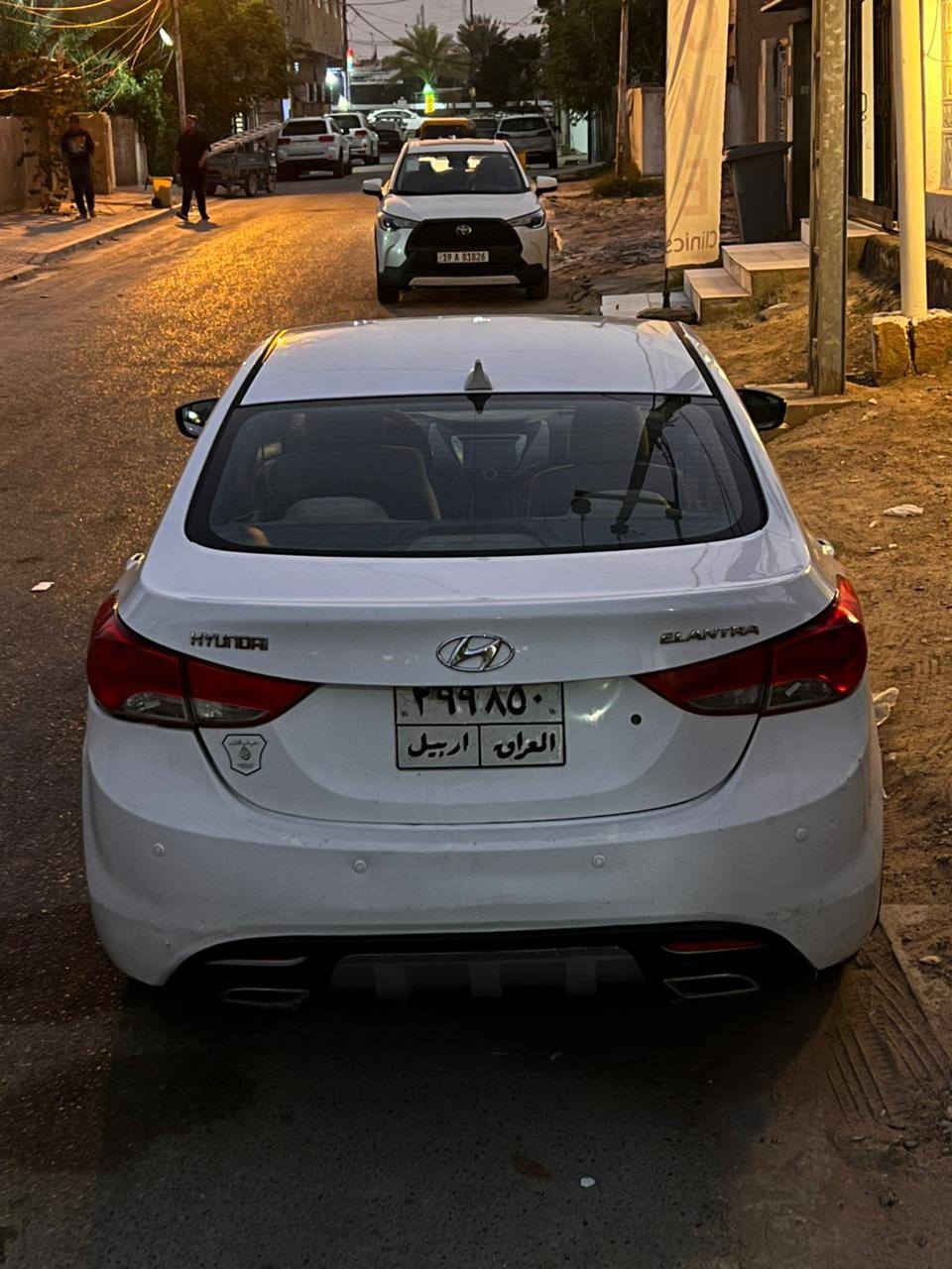 النترا 2013 اربيل .
السيارة بيها شوية صبغ في باب السياق وشوية من الجاملغ الامامي جهة السايق.
بارد الجاملغ الخلفي والجنطة . 
محرك 1800 مبدل گازكيت .
تحكمات بالستيرن . تبريد ثلج حدادية زينه. تحتاج ترتيبات بسيطة. 
مكاني كربلاء السعر 110 مع المجال البسيط. 
***********
