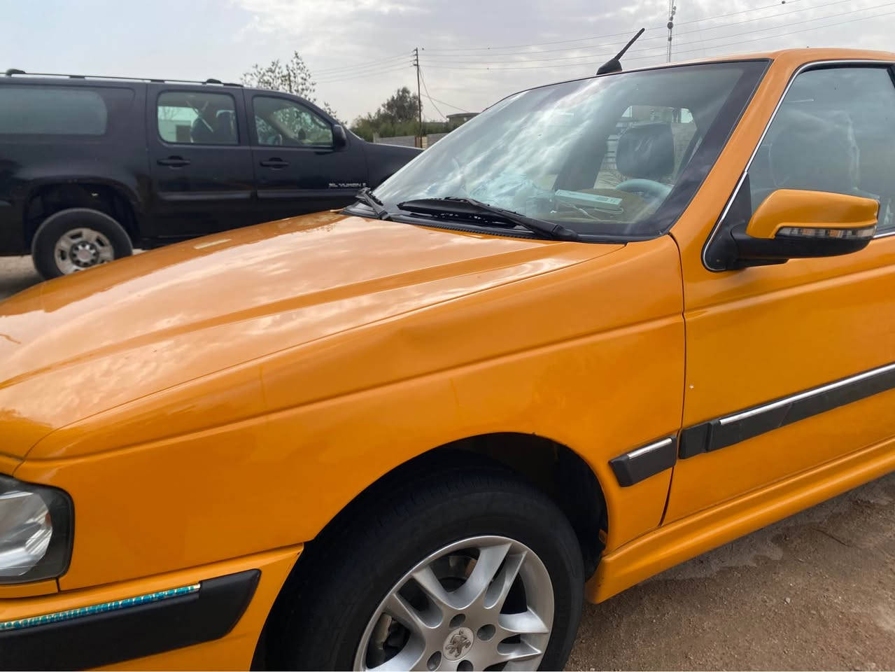 بيجو بارص 24 اقصاد مو حره ماشي 81 الف بيهه بارد. بلمدكر الامامي وصبغ باب السايق ولباقي مكفول غاز وبانزين سعر 75 وبيهه مجال عنواني البصره الزبير *********** البصرة, العراق
