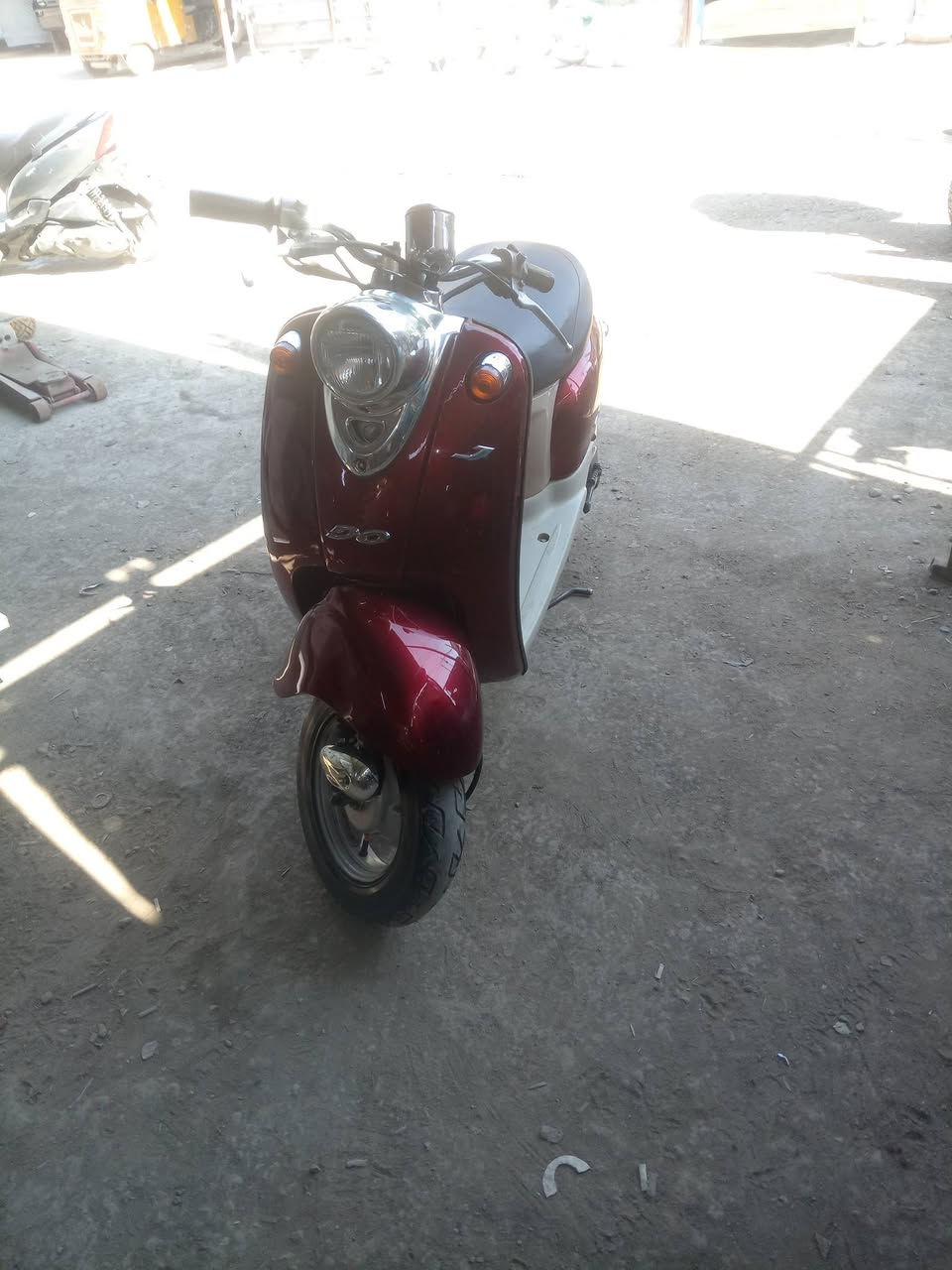 السلام عليكم كلاسك نثيه جديده نقص باتري فقط السعر ٣٠٠ وبيها مجال بسيط السكن البنوك ل


**إذا كنت صاحب هذا الإعلان وتريد حذفه لأي سبب، رجاءا أرسل رسالة إلى الدعم الفني**