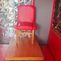 جلسات طعام • مستعملة أقل من ٢٠ يوم • بالمدينة