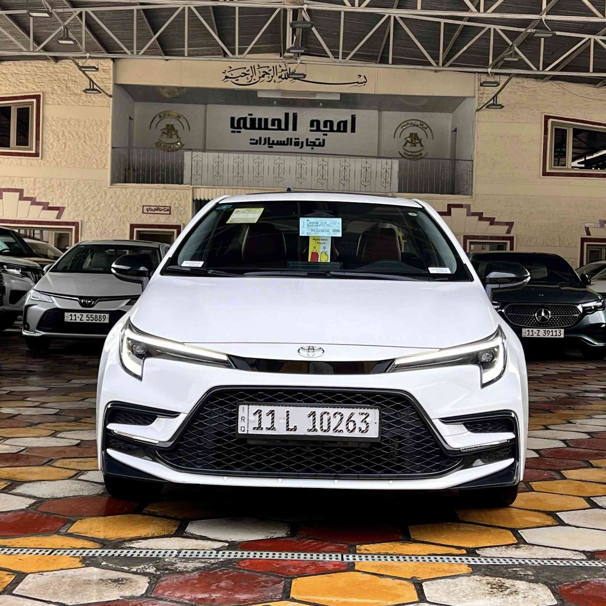 السلام عليكم
كورولا 2025 S بلاك إديشن
 • داخلية احمر 
 •  كرسي كهرباء
 • سبايدر خلفي 
 • ويل 17 أنش بلاك 
 • يدات اسود + مري اسود 
ماشيه 10الف مكفوله 
مكان السياره بغداد البياع 
 للمعلومات عن السعر 
***********
