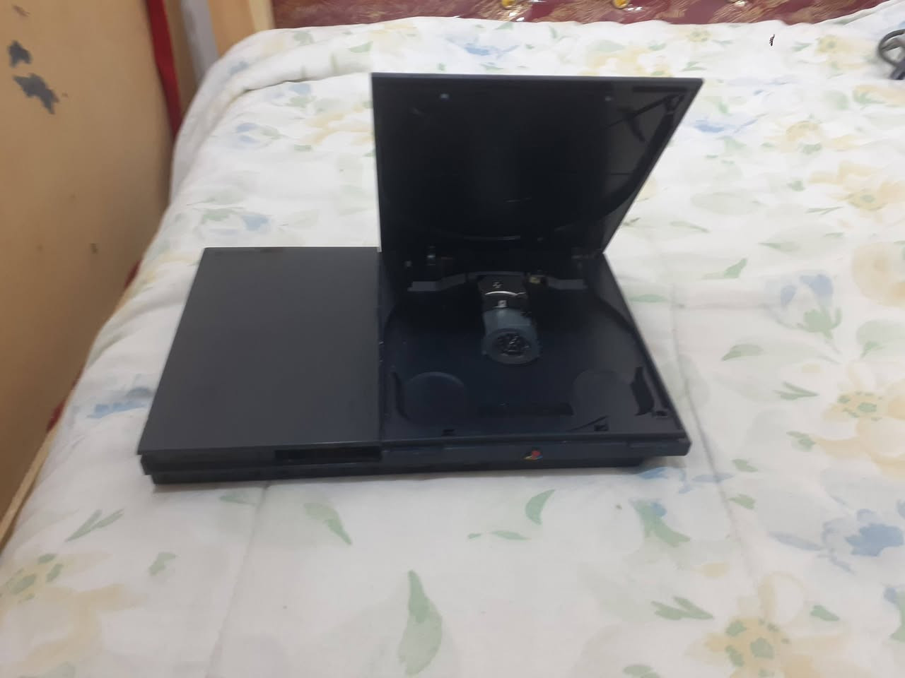 بلي 2 مستعمل قليل ما مفتوح نضيف كلش جوستك 2 الصليات السعر مناسب الي يري للستفسار تعال خاص


**إذا كنت صاحب هذا الإعلان وتريد حذفه لأي سبب، رجاءا أرسل رسالة إلى الدعم الفني**