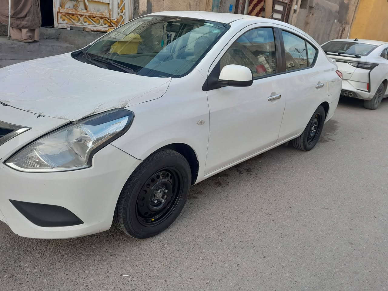 سلام عليكم نيسان سني هندي مديل 20 كفاله من صبق تبديل بارد  ماعده الحالوب جاهزه كير مكينه حداده تخم تاير  تبريد تتفئه السعر ٩٧ وبيهه مجال قليل/  بصره قبله ***********/ 97
