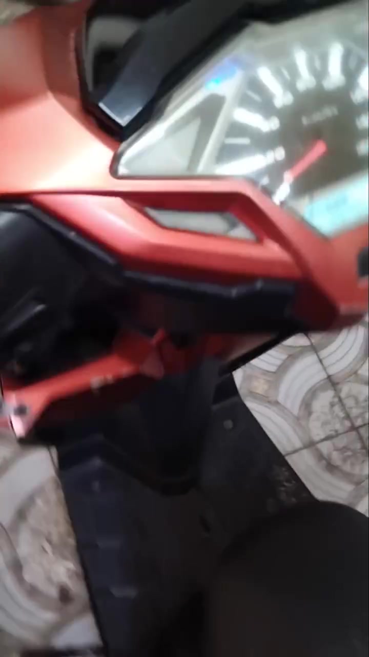 سلام علیکم للبيع دراجه Gts
مكينه 150 
دراجه تخبل شلعه معدل حلوه مناقصها شي بس باتري 
دراجه نص هندر تشتغل مكاني بغداد الدوره السعر 450الف وشراي يشلع عيوني
*********** واتساب فقط  اورقها منفيسها كامل
