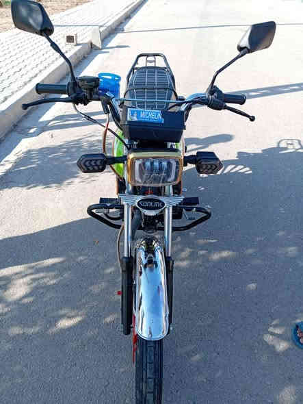 السلام عليكم دراجة سونك موديل ٢٥ كفاله عامه 
ورق سكنر بصمه عدد٢ تشغيل عن بعد دشبول إلكتروني
تاير جوبلس العنوان العماره حي الجامعة السعر مليون 
  وبيه مجال بصيط  رقم ☎️ ***********
