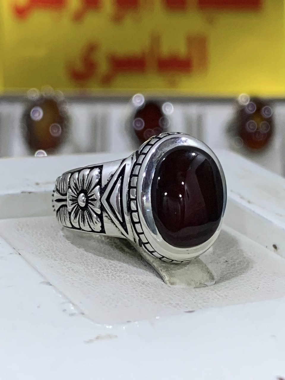 كرزي يماني صياغة عارف البحرين جميله جدا فضه 990 التفاصيل داخل الفيديو للاستفسار واتساب *********** فضيات ابو نرجس الياسري يوجد توصيل لجميع المحافظات
